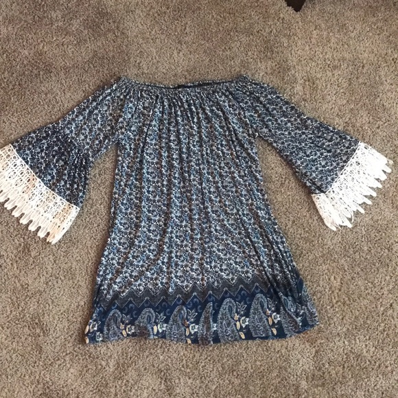 Tunic - Picture 1 of 8